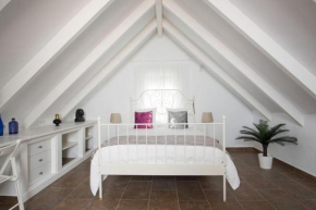 CASARA CUATRO - Charming warm loft close to the beach, Zahora